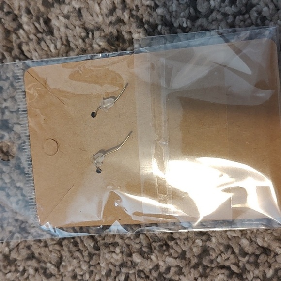 Bee Dangle Earrings - Picture 2 of 3